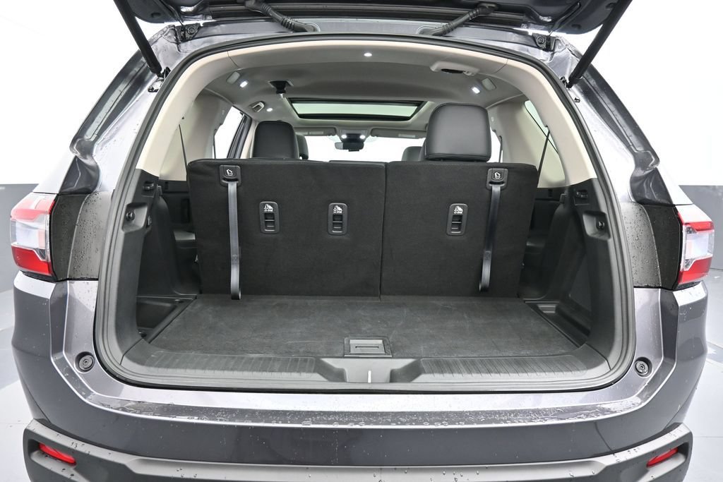 Certified 2025 Honda Pilot Touring image 30