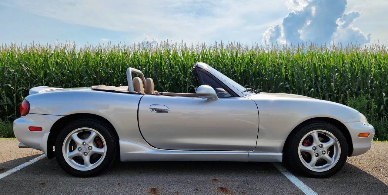 Used 1999 MAZDA MX-5 Miata image 20
