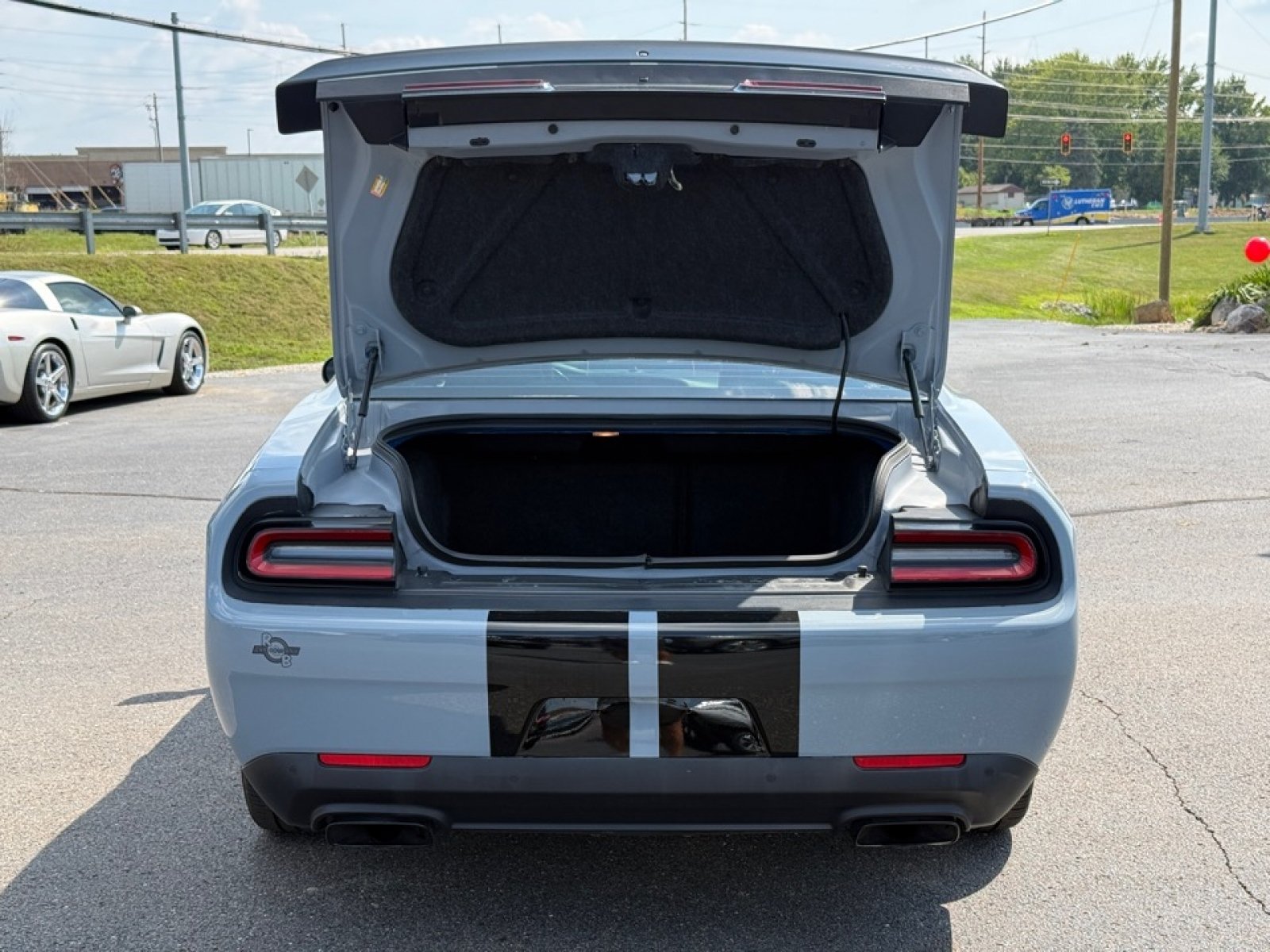 Used 2016 Dodge Challenger SRT Hellcat RWD image 38