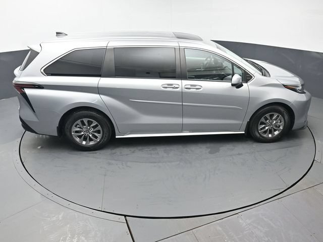 Certified 2023 Toyota Sienna XLE w/ Protection Package (TMS) FWD image 46