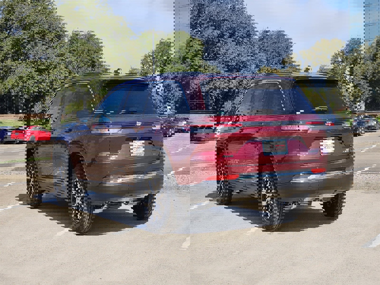 New 2025 Jeep Grand Cherokee Limited w/ Trailer Tow Package image 6