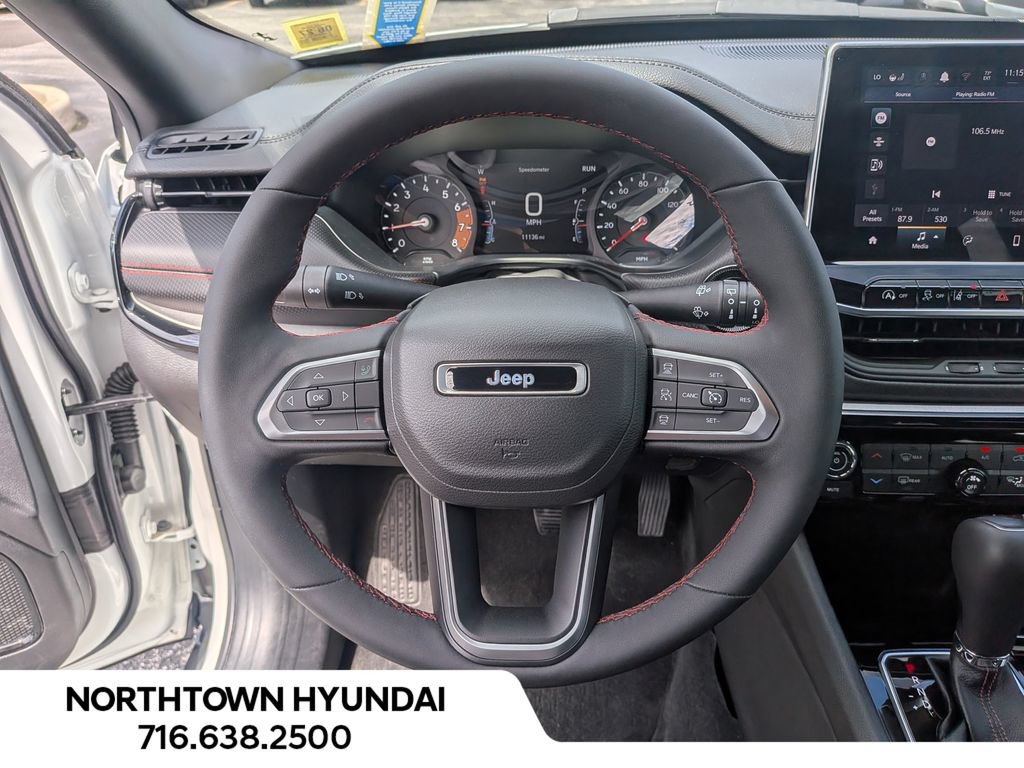 Used 2026 Jeep Compass Trailhawk AWD/4WD image 7