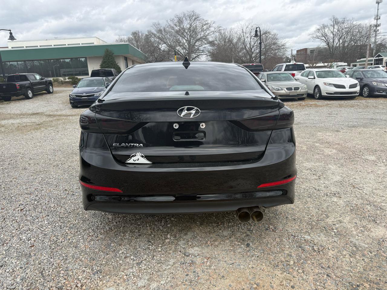 Used 2017 Hyundai Elantra Value Edition w/ Cargo Package image 6