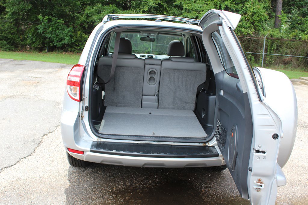 Used 2009 Toyota RAV4 Limited image 17