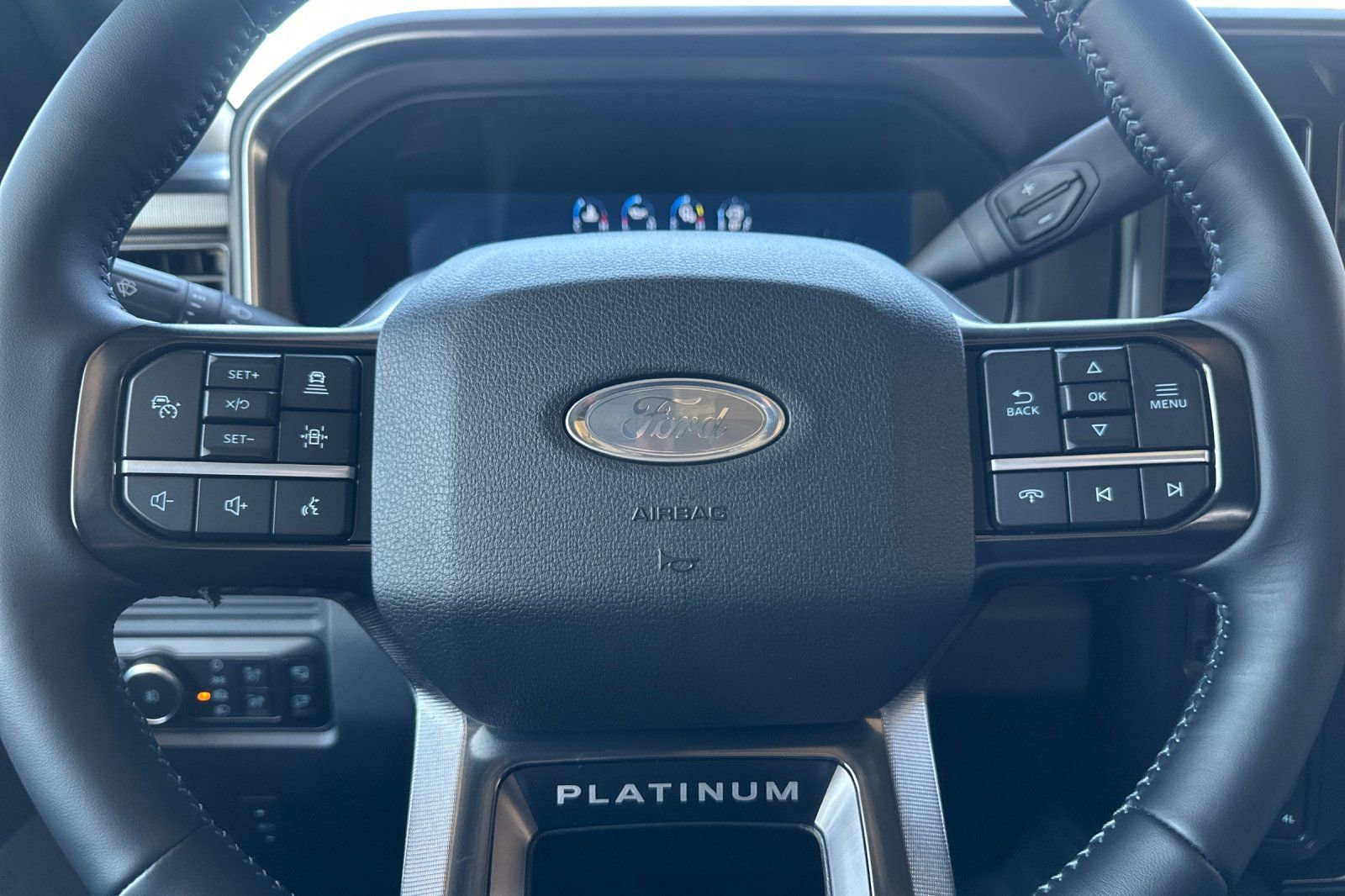 New 2026 Ford F450 Platinum w/ FX4 Off-Road Package image 23