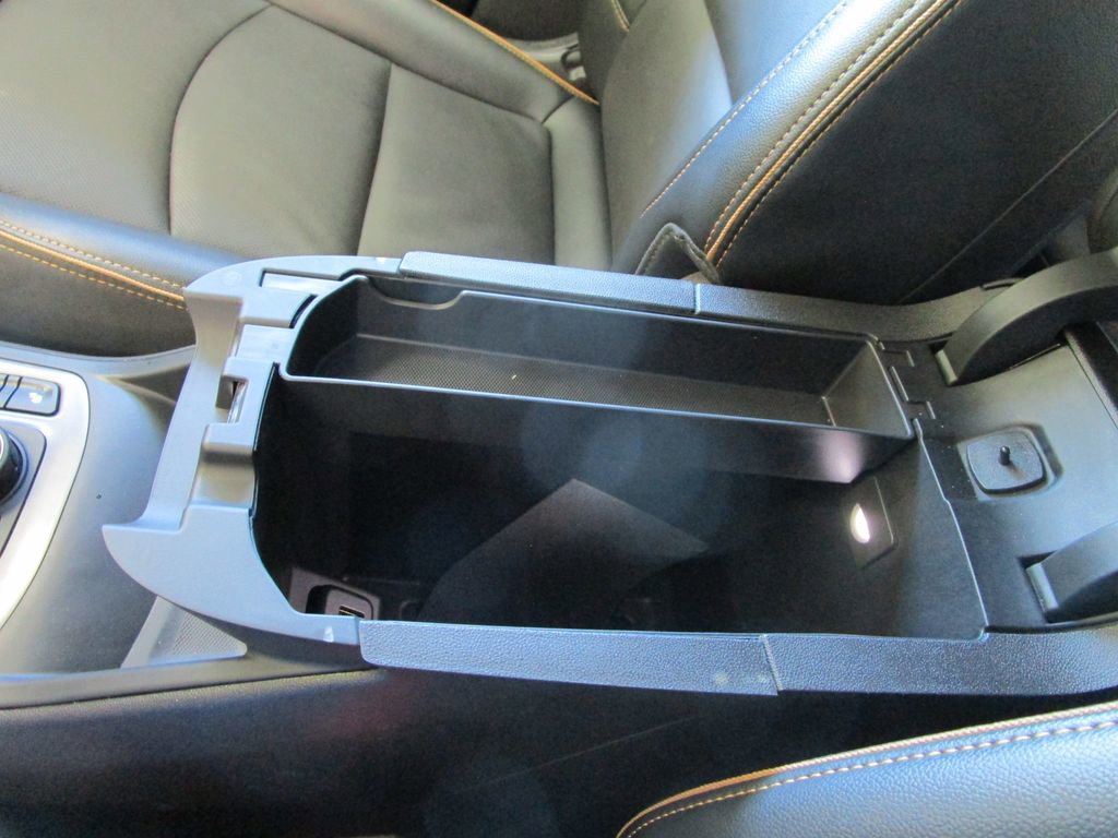 Used 2024 GMC Terrain AT4 image 35