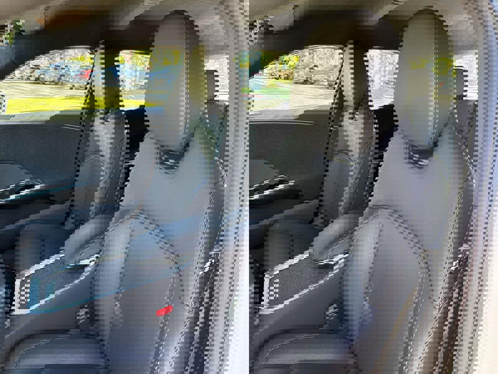 Used 2024 Lucid Air Pure image 25