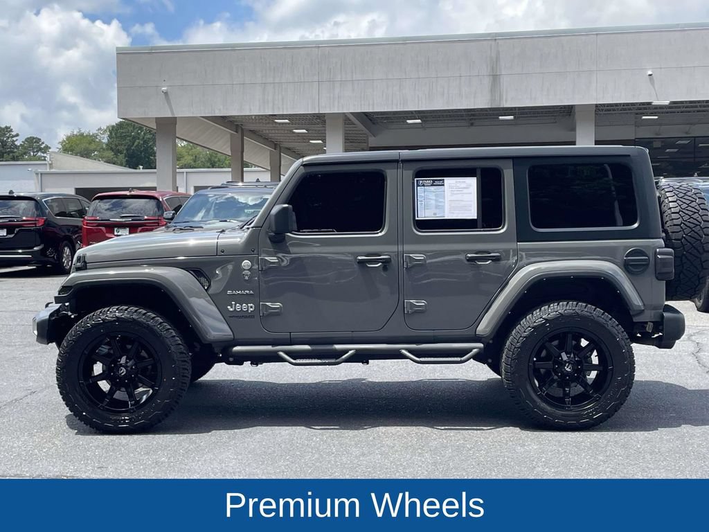 Used 2022 Jeep Wrangler Unlimited Sahara AWD/4WD image 5