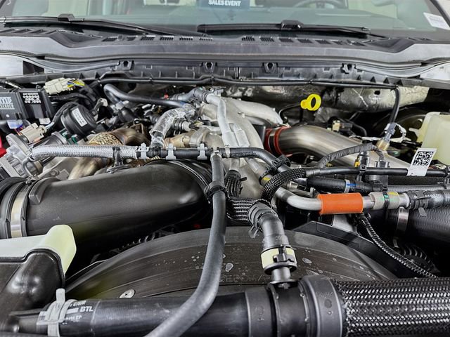 New 2026 Ford F250 Lariat w/ Black Appearance Package image 30