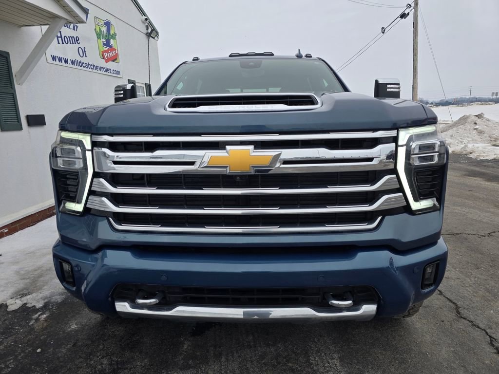 Used 2025 Chevrolet Silverado 2500 High Country w/ High Country Premium Package image 11