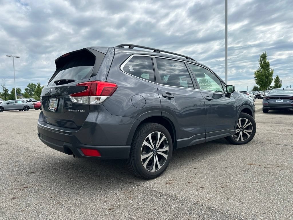 Used 2023 Subaru Forester Limited AWD/4WD image 12