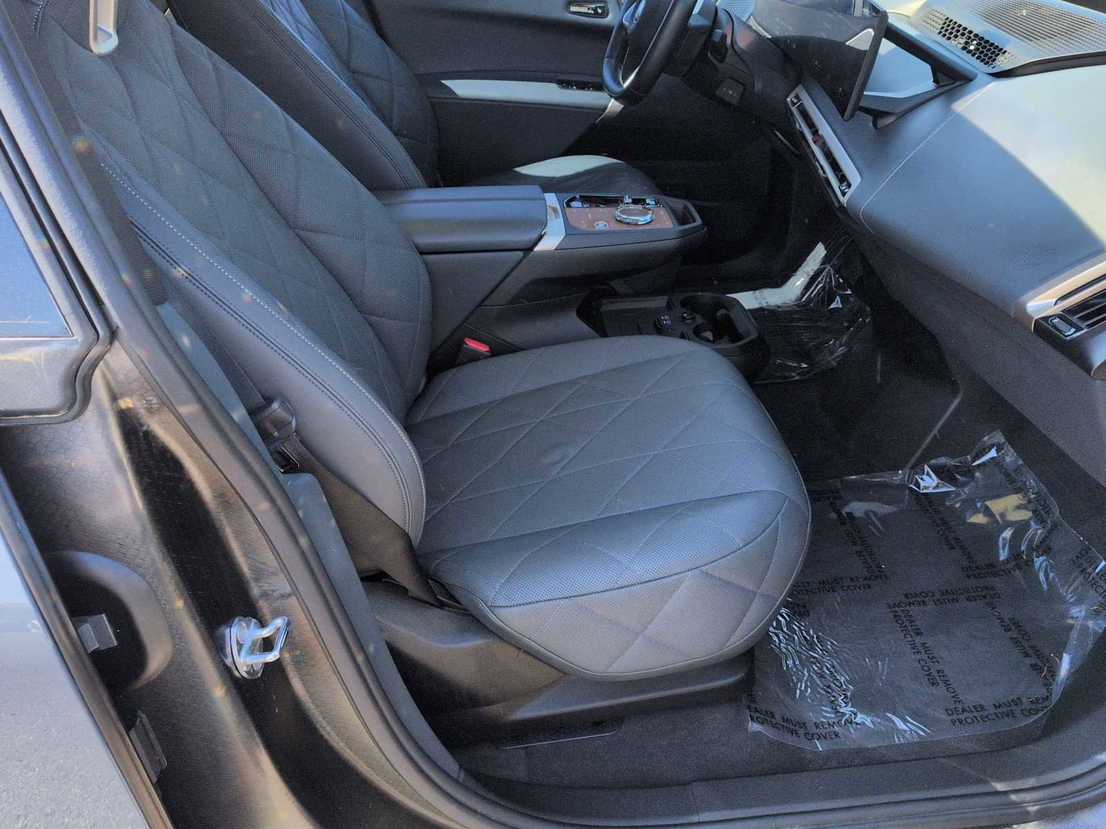 Certified 2022 BMW iX xDrive50 w/ Premium Package image 23