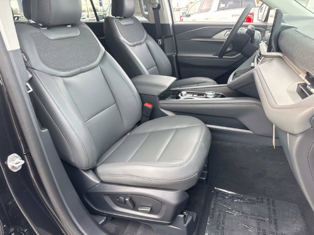 New 2026 Ford Explorer Active w/ Active Comfort Package RWD image 11