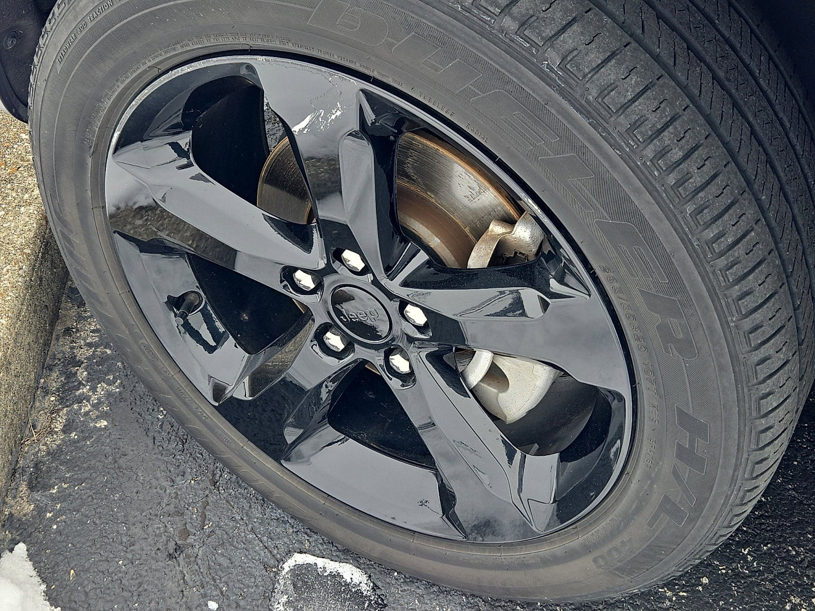 Used 2023 Jeep Grand Cherokee Altitude image 5