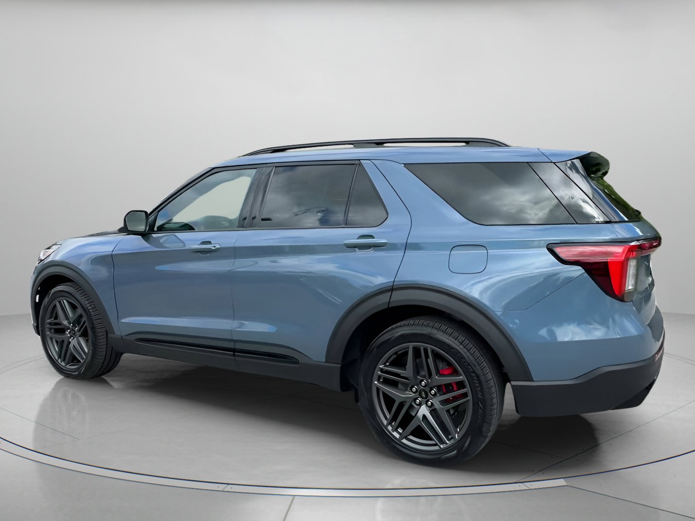 New 2026 Ford Explorer ST w/ Sun And Sound Package image 18