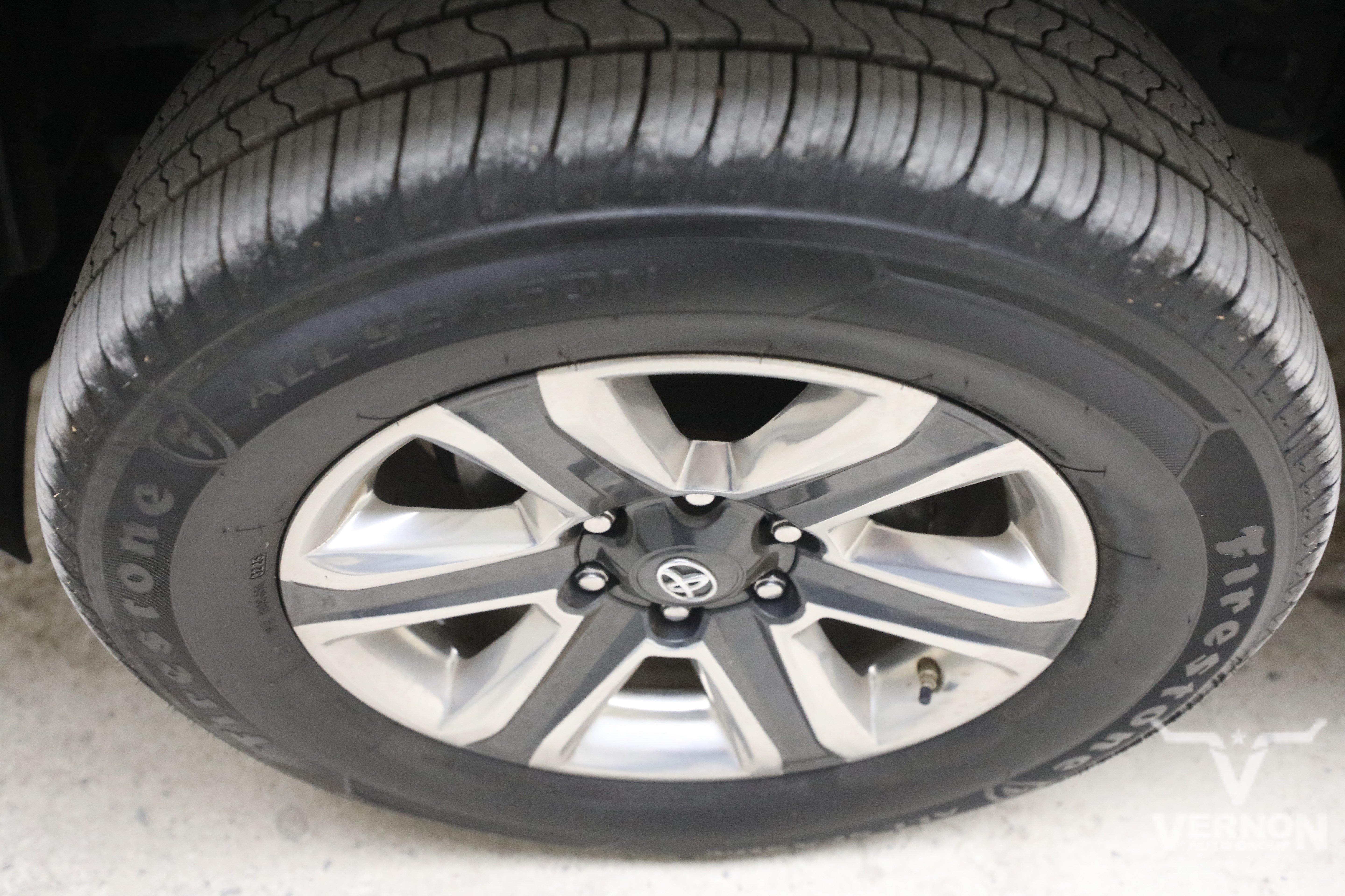 Used 2018 Toyota Tacoma Limited AWD/4WD image 31