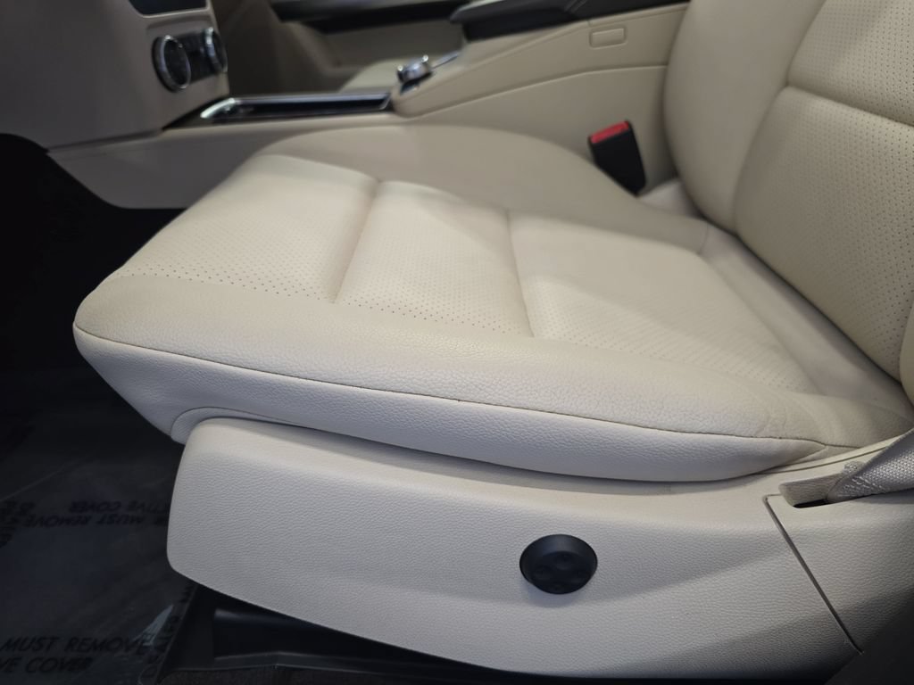 Used 2015 Mercedes-Benz GLK 350 4MATIC image 30