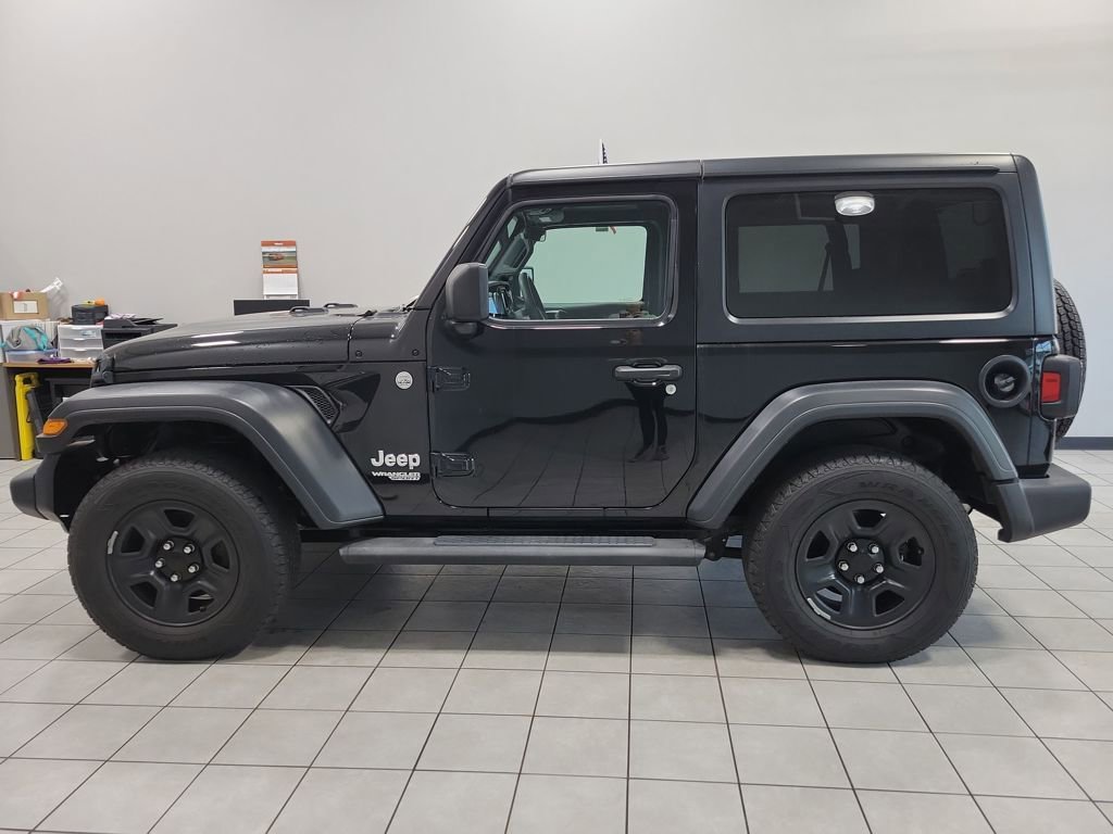Used 2019 Jeep Wrangler Sport image 18