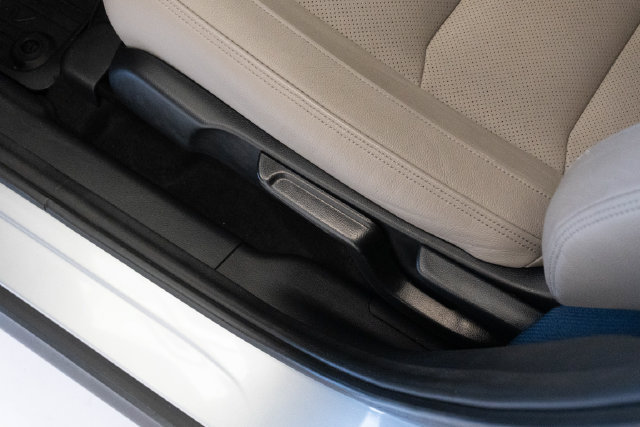 Used 2022 Honda HR-V EX-L image 4
