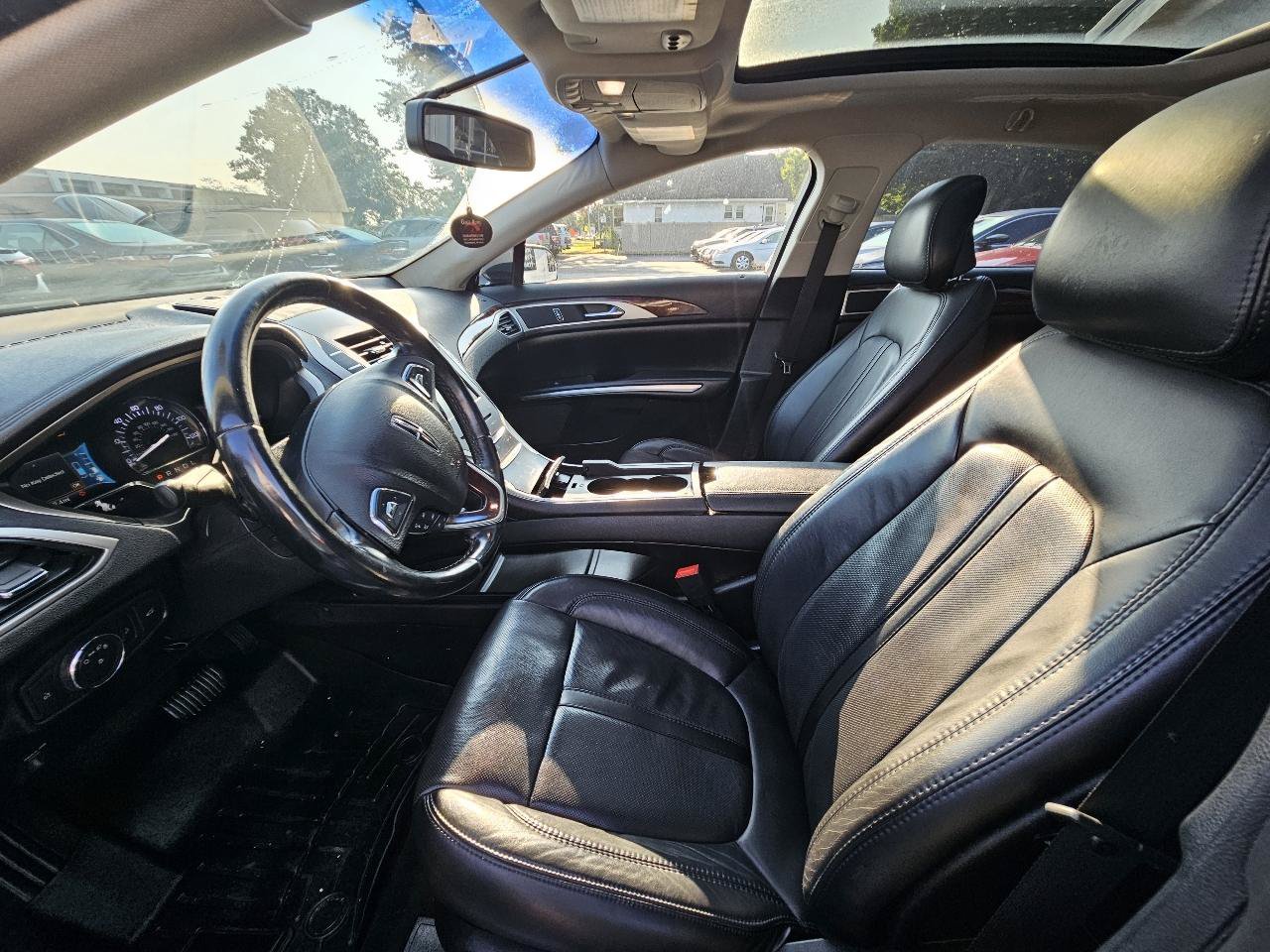 Used 2016 Lincoln MKZ Hybrid w/ Equipment Group 600A Reserve FWD image 19