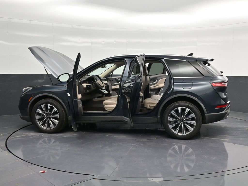 Used 2021 Lincoln Corsair Reserve FWD image 38