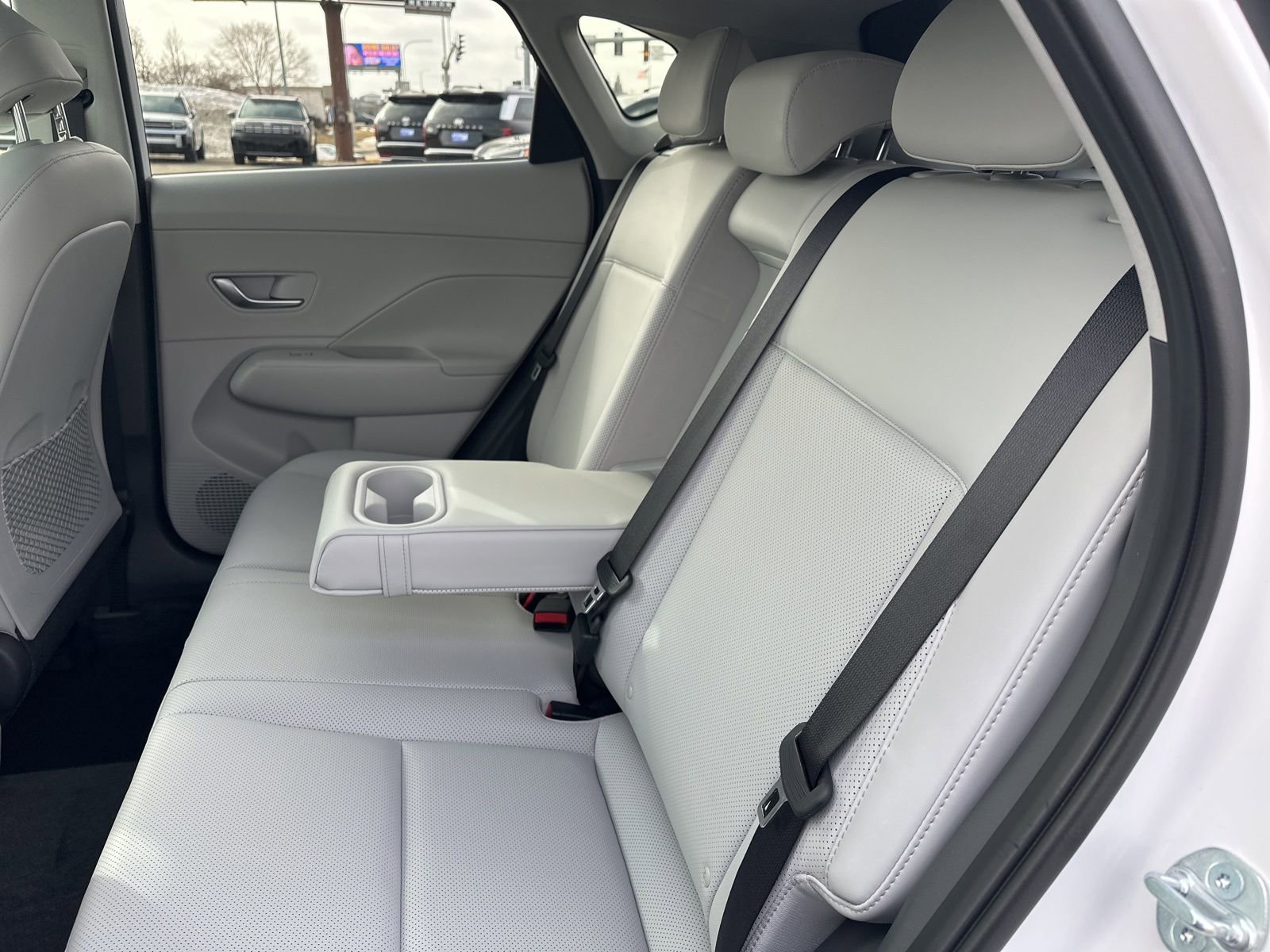 Used 2025 Hyundai Kona Limited image 17