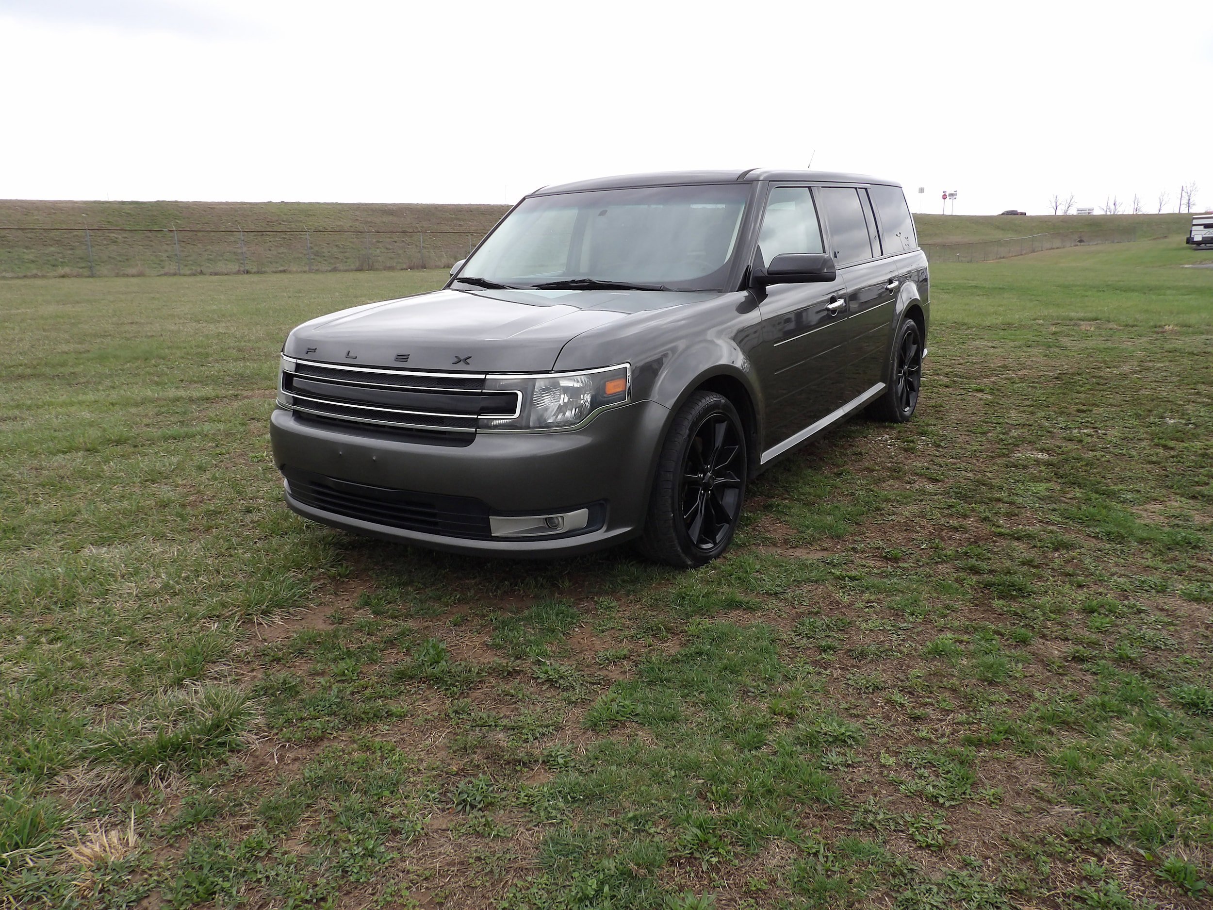Used 2016 Ford Flex SEL w/ Equipment Group 202A image 2