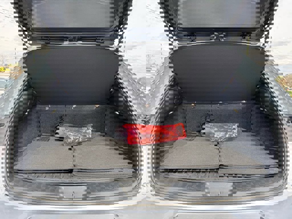 Used 2023 Lexus UX 250h FWD w/ Premium Package image 38