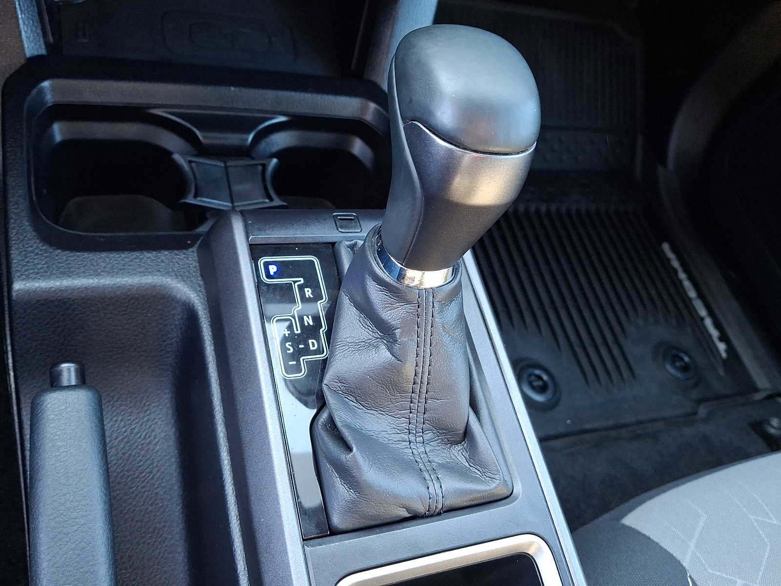 Certified 2020 Toyota Tacoma TRD Off-Road image 17