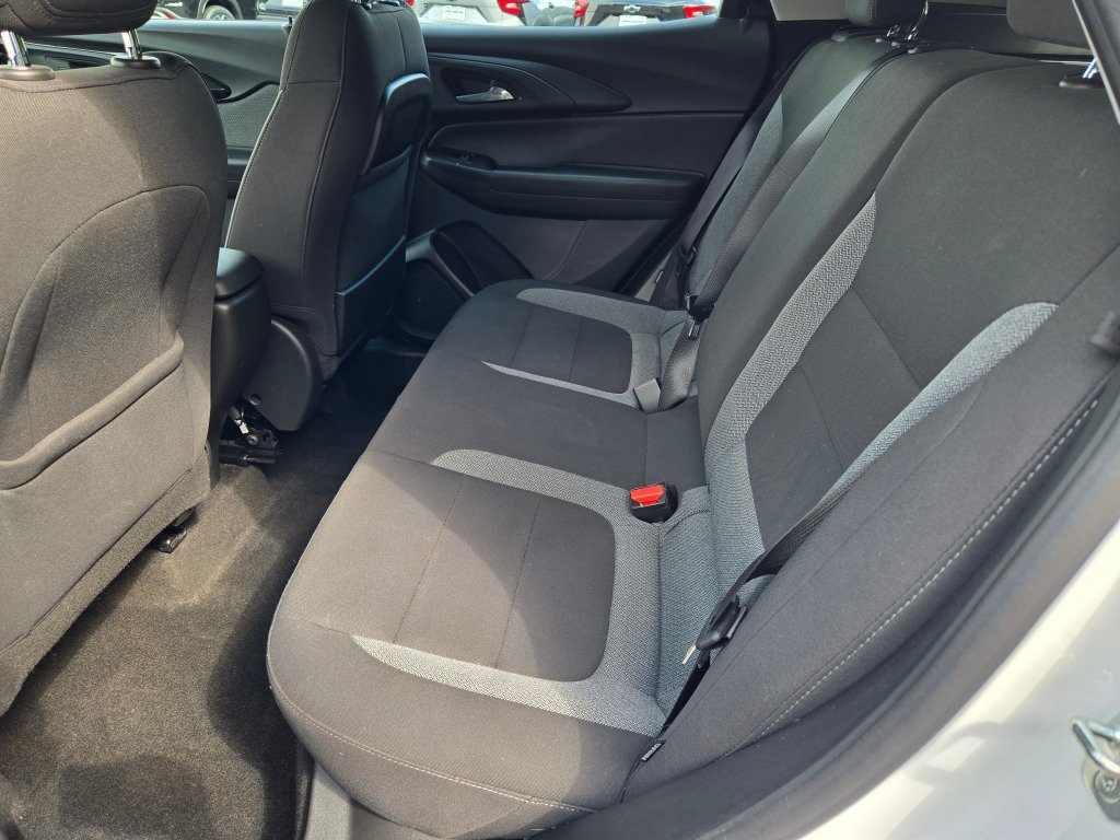Used 2021 Chevrolet TrailBlazer LS FWD image 15