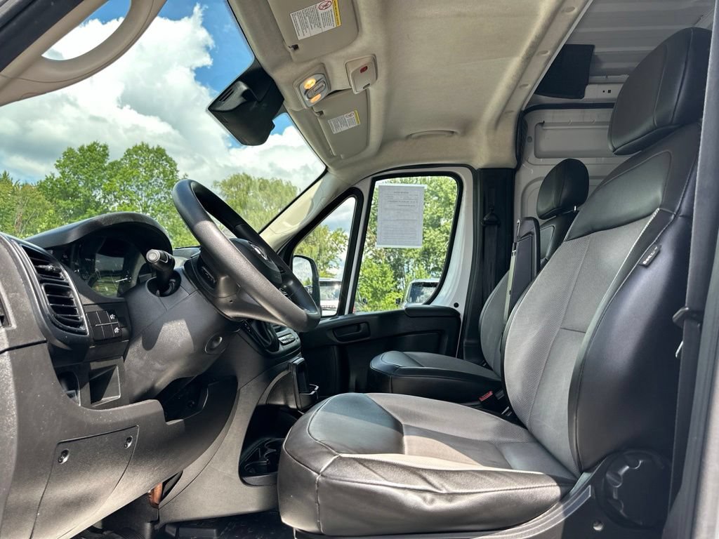 Used 2023 RAM ProMaster 2500 FWD image 30