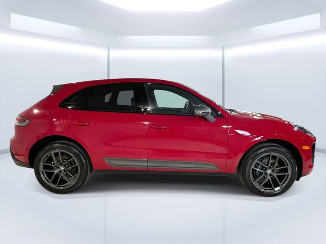 Certified 2025 Porsche Macan Turbo image 8