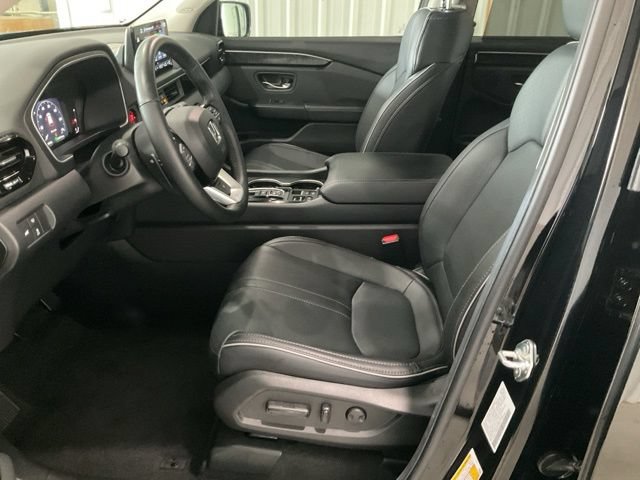 Certified 2025 Honda Pilot Elite image 4