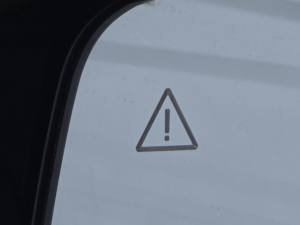 Used 2024 Kia Sportage SX image 9