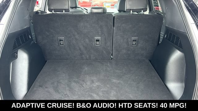 Used 2022 Ford Escape SEL w/ Technology Package FWD image 32