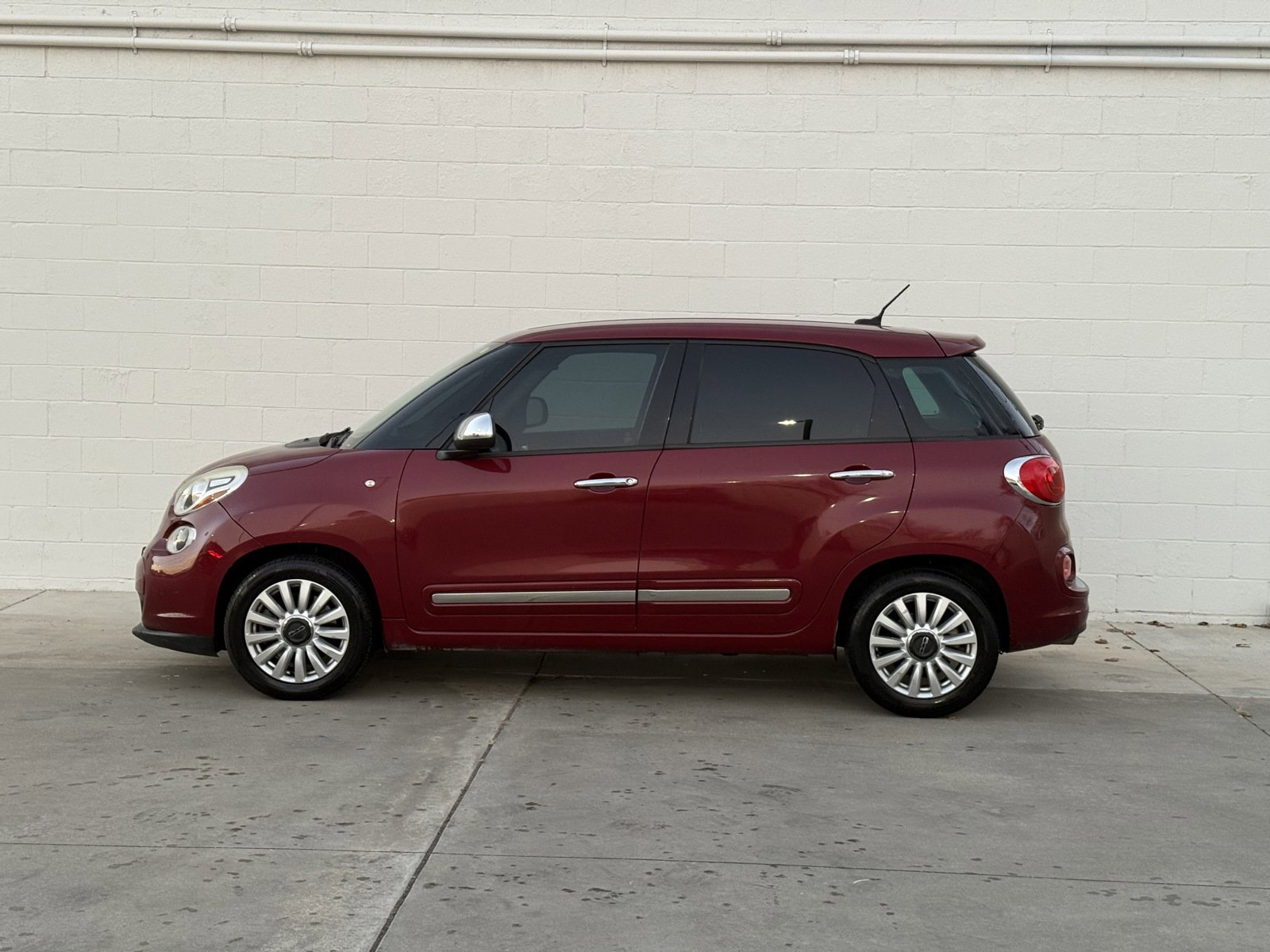 Used 2014 FIAT 500L Lounge image 4