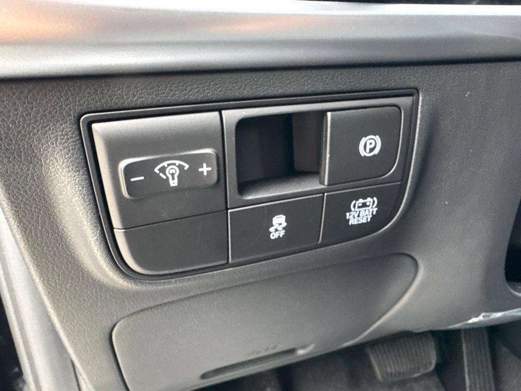 New 2026 Hyundai Tucson Blue SE AWD/4WD image 12