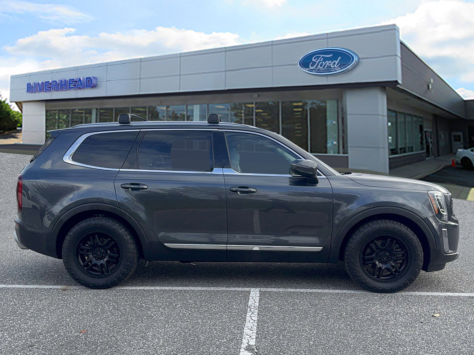 Used 2021 Kia Telluride EX image 3