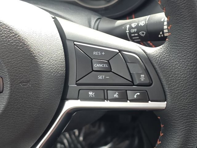 Used 2025 Nissan Versa SR w/ Trunk Package image 24