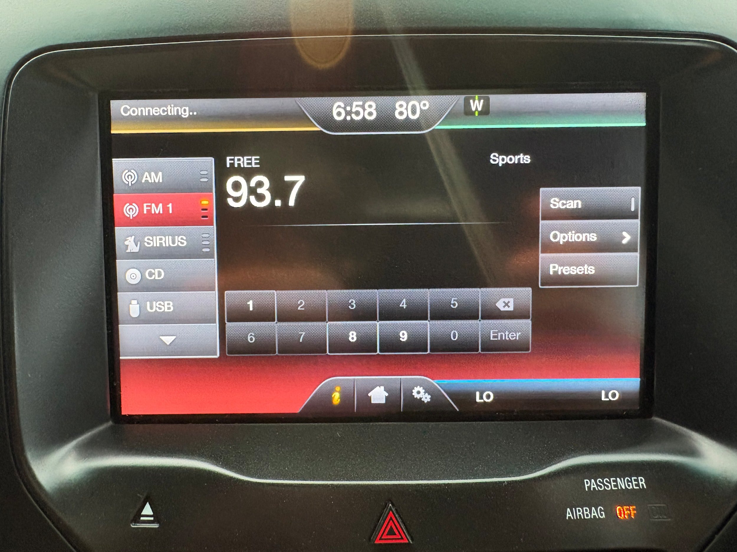 Used 2014 Ford Explorer XLT w/ Equipment Group 202A AWD/4WD image 45