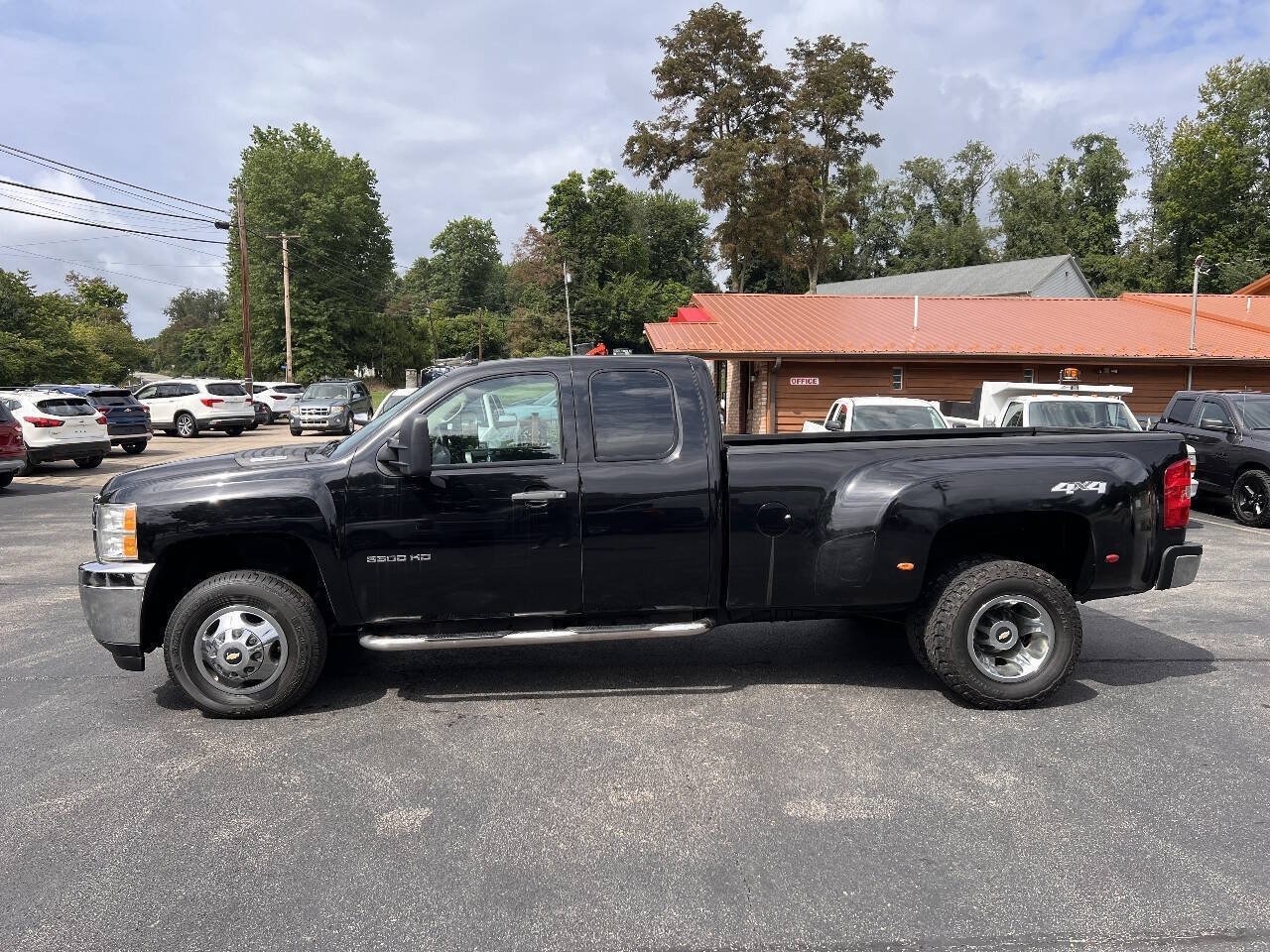 Used 2011 Chevrolet Silverado 3500 LT AWD/4WD image 8