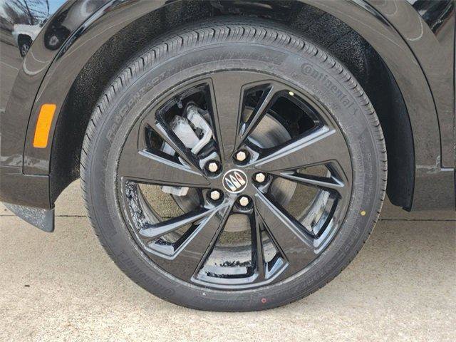 New 2025 Buick Envision Sport Touring image 7