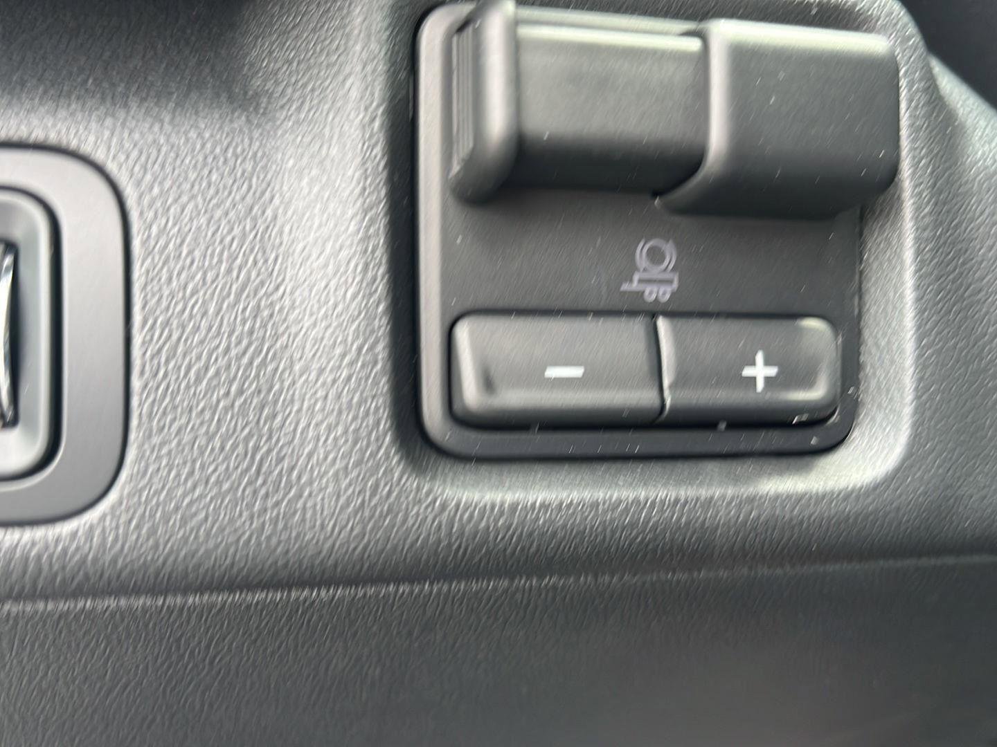 New 2026 Chevrolet Silverado EV LT image 33