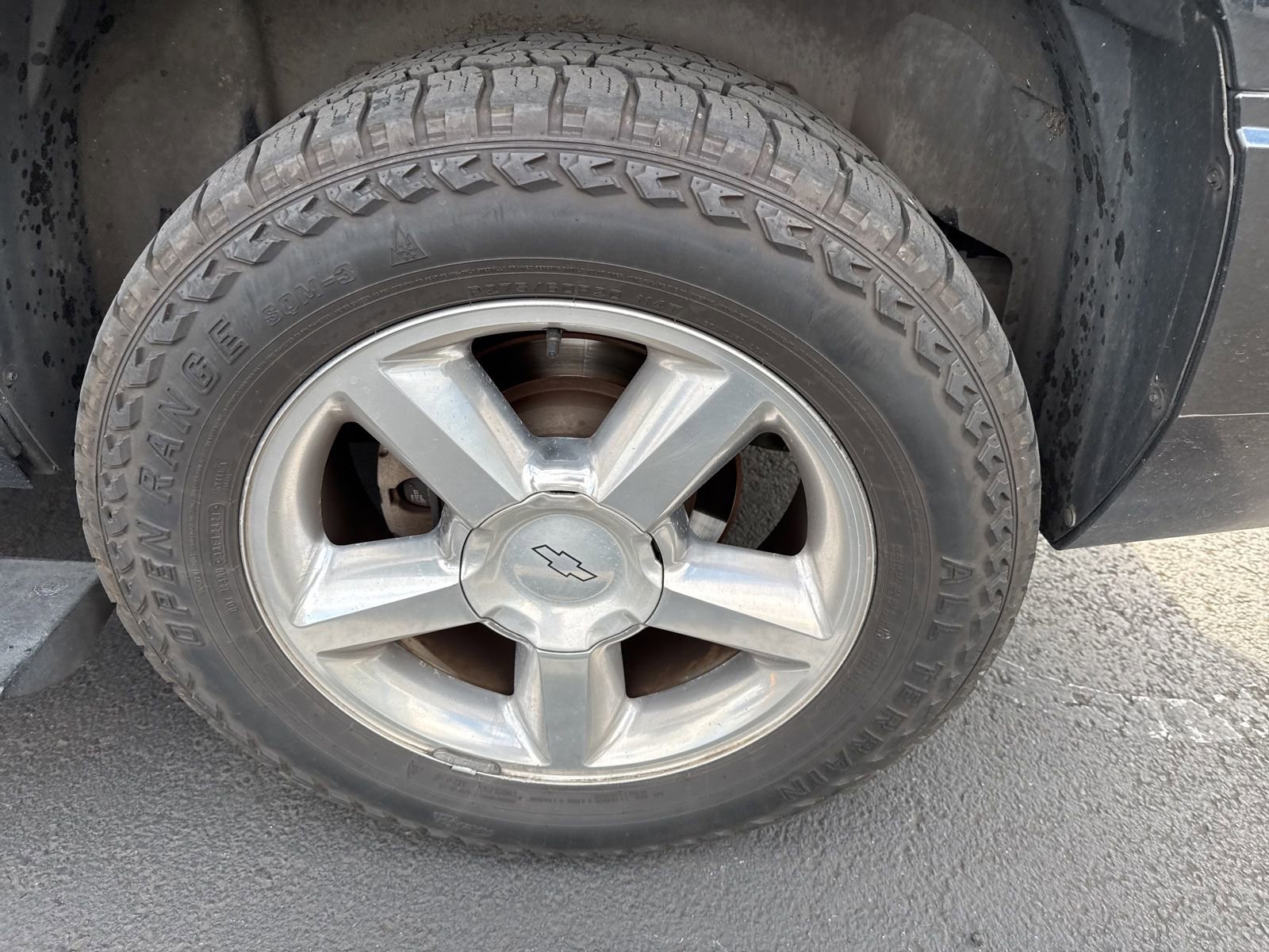 Used 2011 Chevrolet Tahoe LTZ AWD/4WD image 2