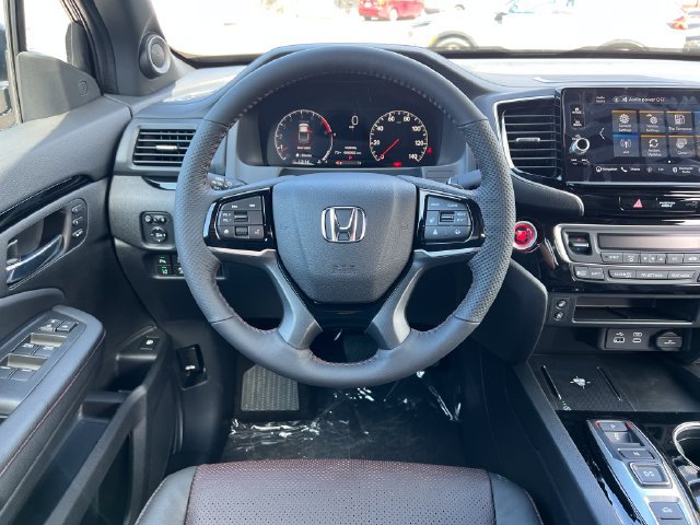 New 2026 Honda Ridgeline Black Edition image 13