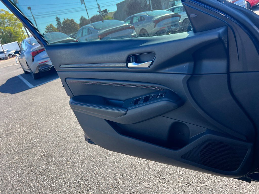 Used 2019 Nissan Altima 2.5 SR w/ SR Premium Package FWD image 15