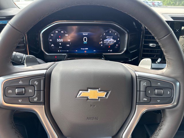 New 2026 Chevrolet Silverado 1500 LTZ w/ LTZ Premium Package AWD/4WD image 30