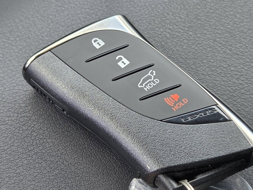 New 2026 Lexus RX 450h AWD image 41