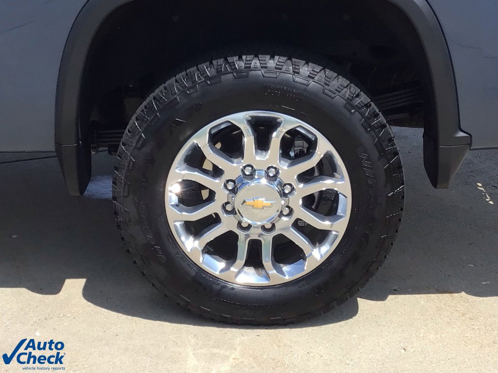 Used 2025 Chevrolet Silverado 2500 LTZ w/ LTZ Convenience Package image 42