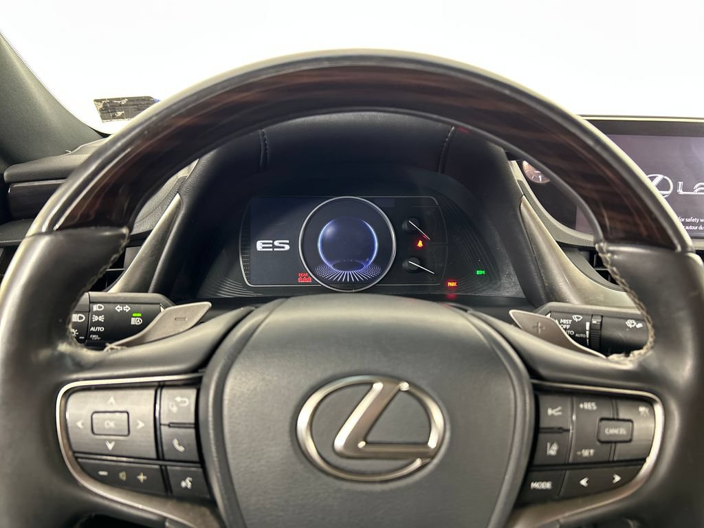 Used 2020 Lexus ES 350 w/ Premium Package FWD image 13